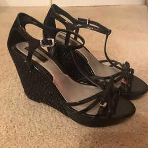 White House Black Market Wedges
